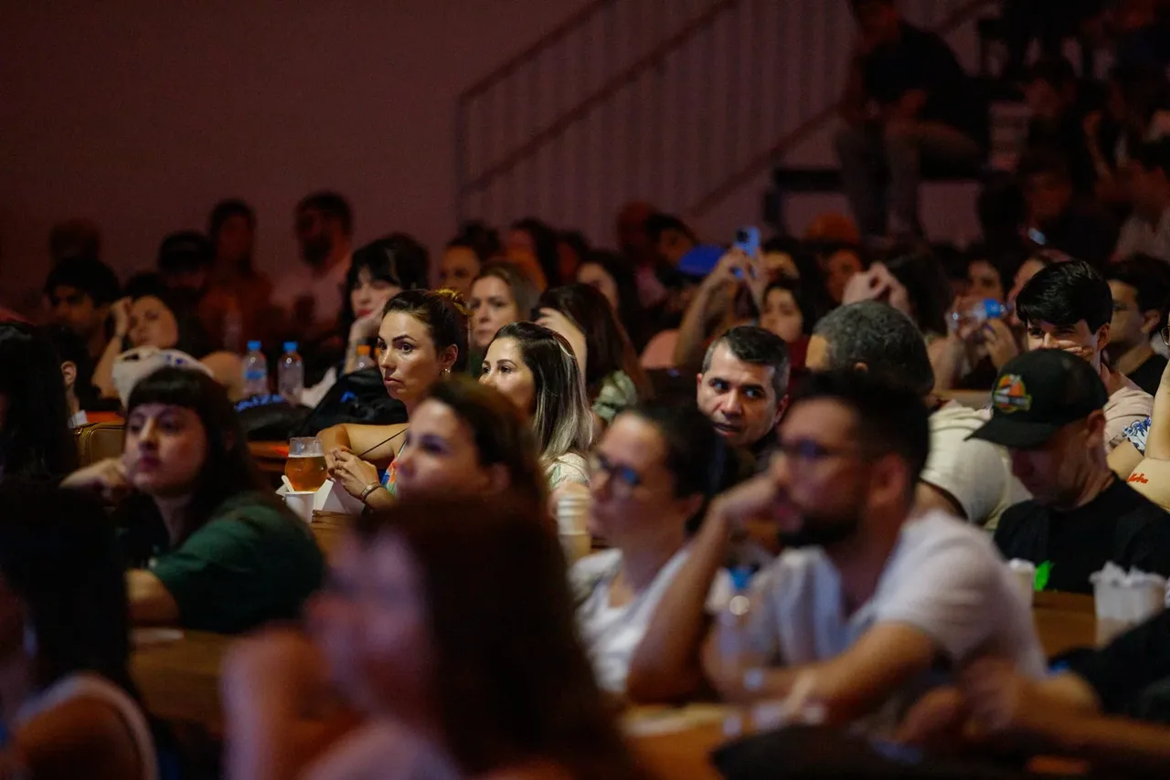 A plateia do Palco Feira